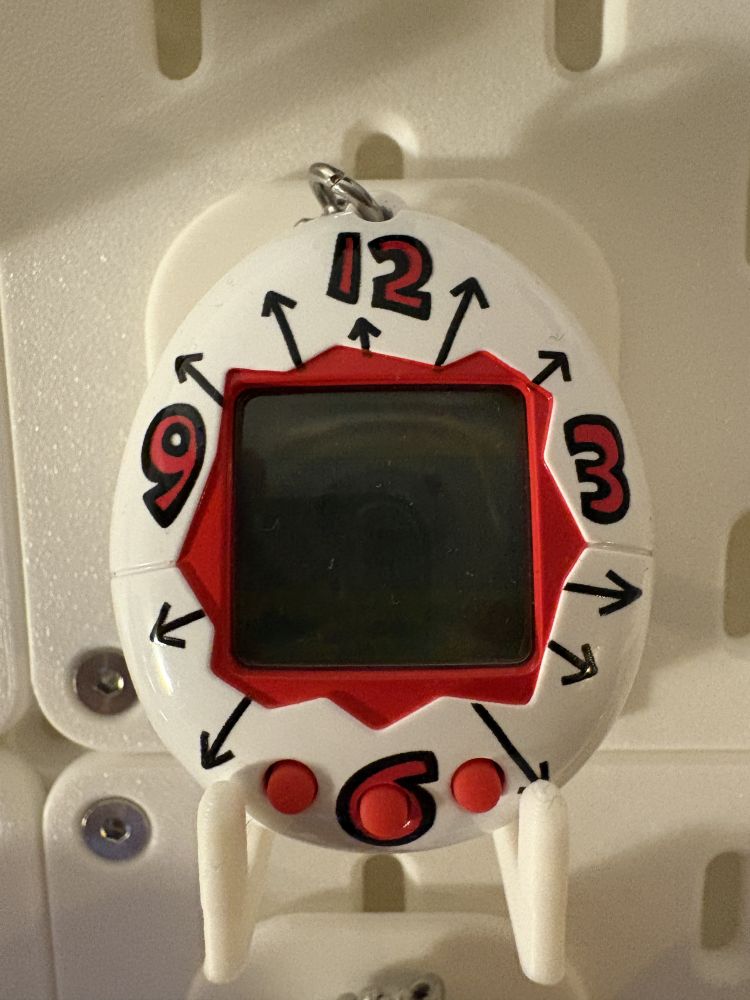 Tamagotchi Uniqlo